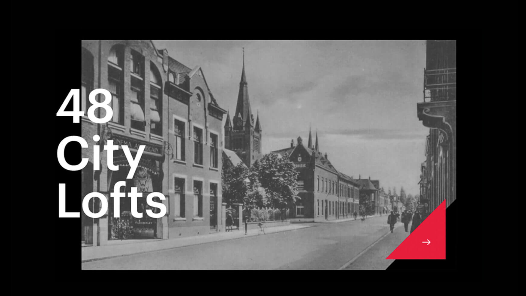 Zwart-witfoto: oude straat, gebouwen, kerktoren; tekst: "48 City Lofts.