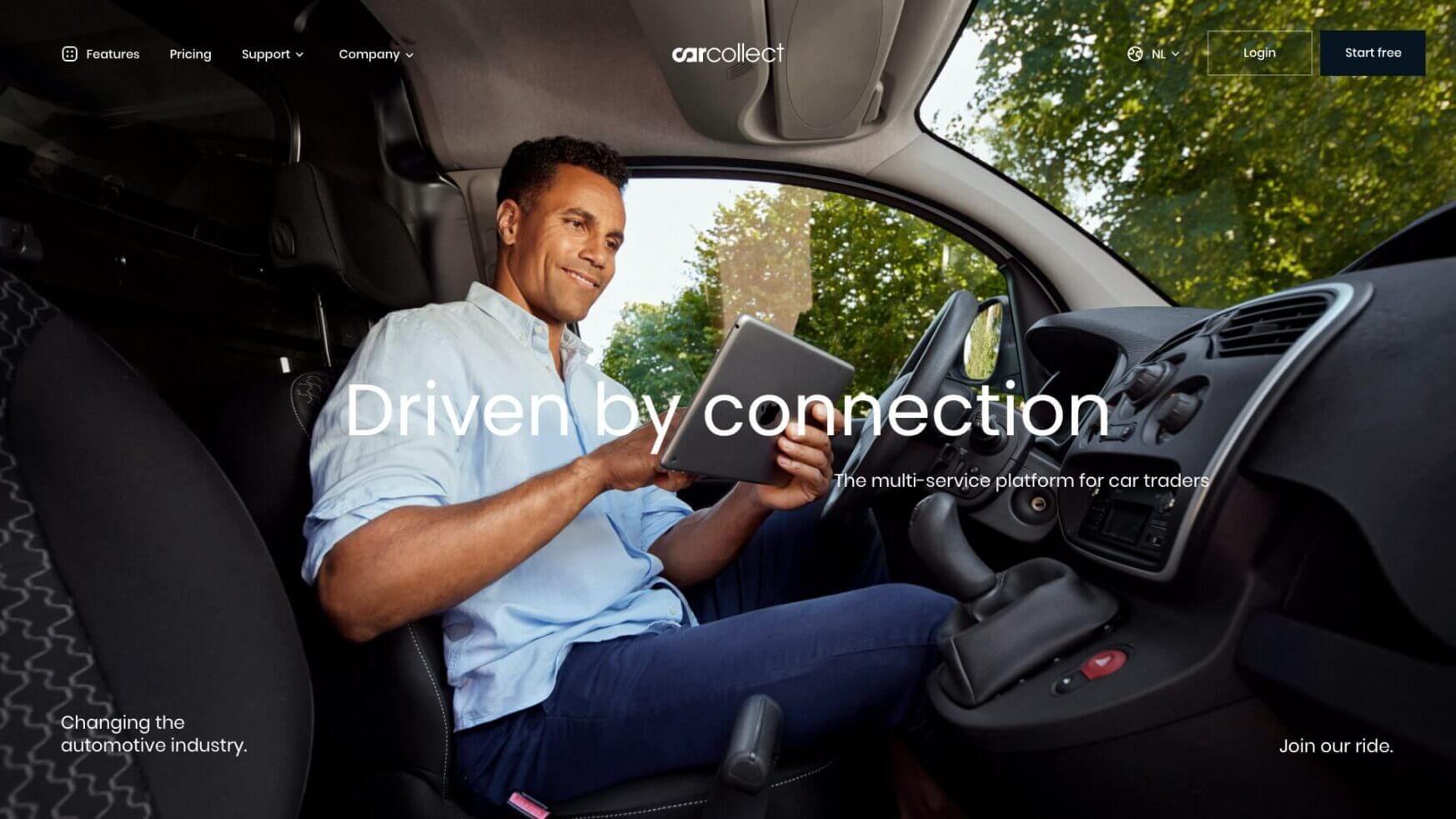 Man in busje op tablet; tekst: CarCollect - Een revolutie in de autowereld door middel van verbinding.
